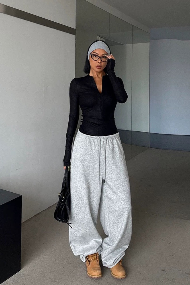 Figurbetontes Langarm-Shirt mit Reißverschluss-Detail - Lonissa