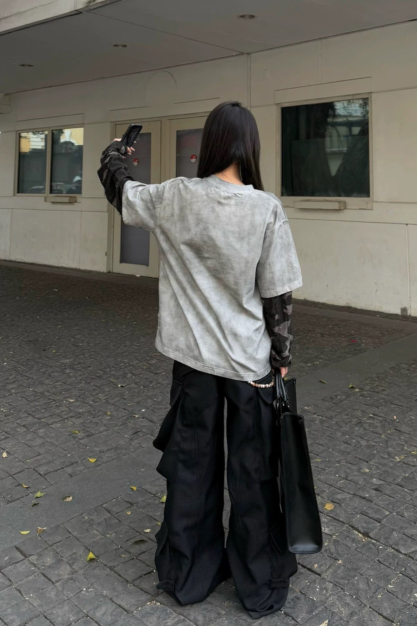 Oversized T-Shirt mit Camouflage-Denim-Ärmeln - Lonissa